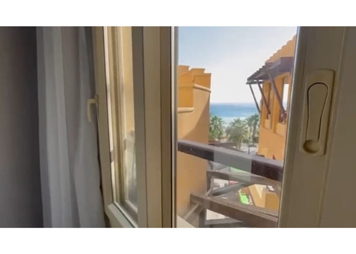 Fully furnished apartment with sea view - 5